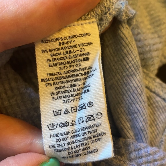 Free People Waffle Weave Thermal Raw Hem Top - XS - Picture 4 of 6